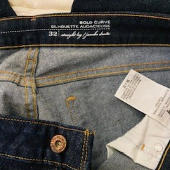 LEVI’S, BOLD CURVE, 32 Wx32 L ... NOW ONLY $20.00! - Picture 3 of 10
